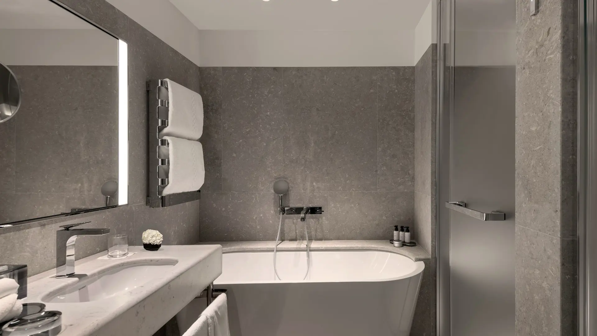 Badrutts Palace Suites Serlas Suite Bathroom