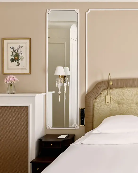 Badrutts Palace Rooms Deluxe Double Room Lake View Bed