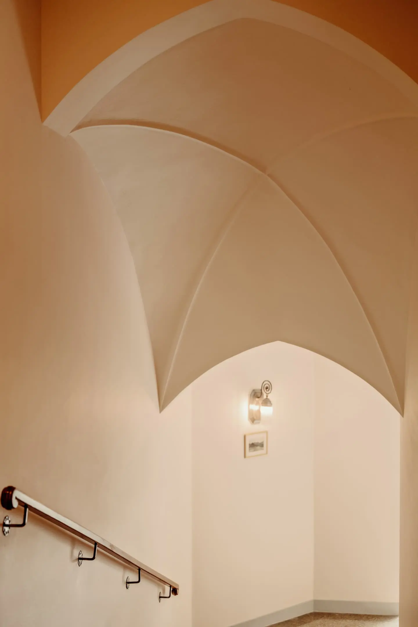 Badrutts Palace Gallery Architecture Building Hallway 002