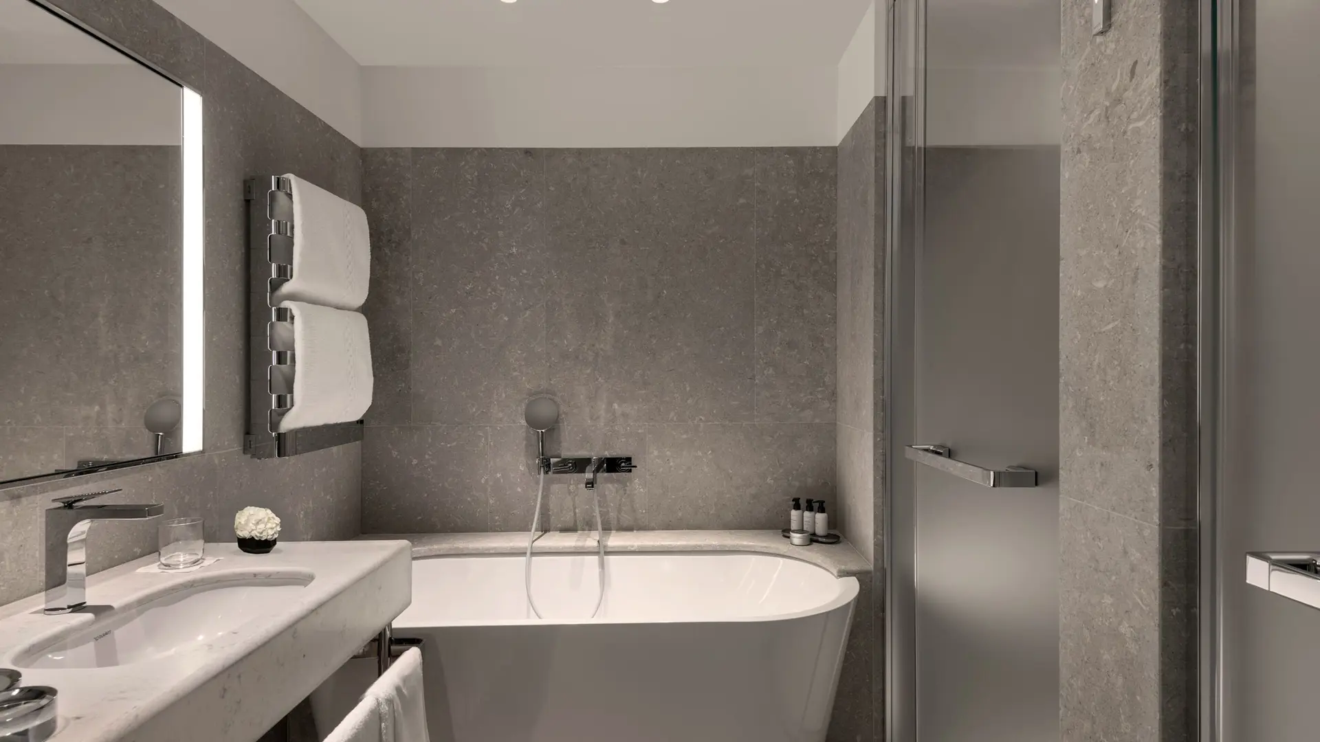 Badrutts Palace Rooms Serlas Room Bathroom