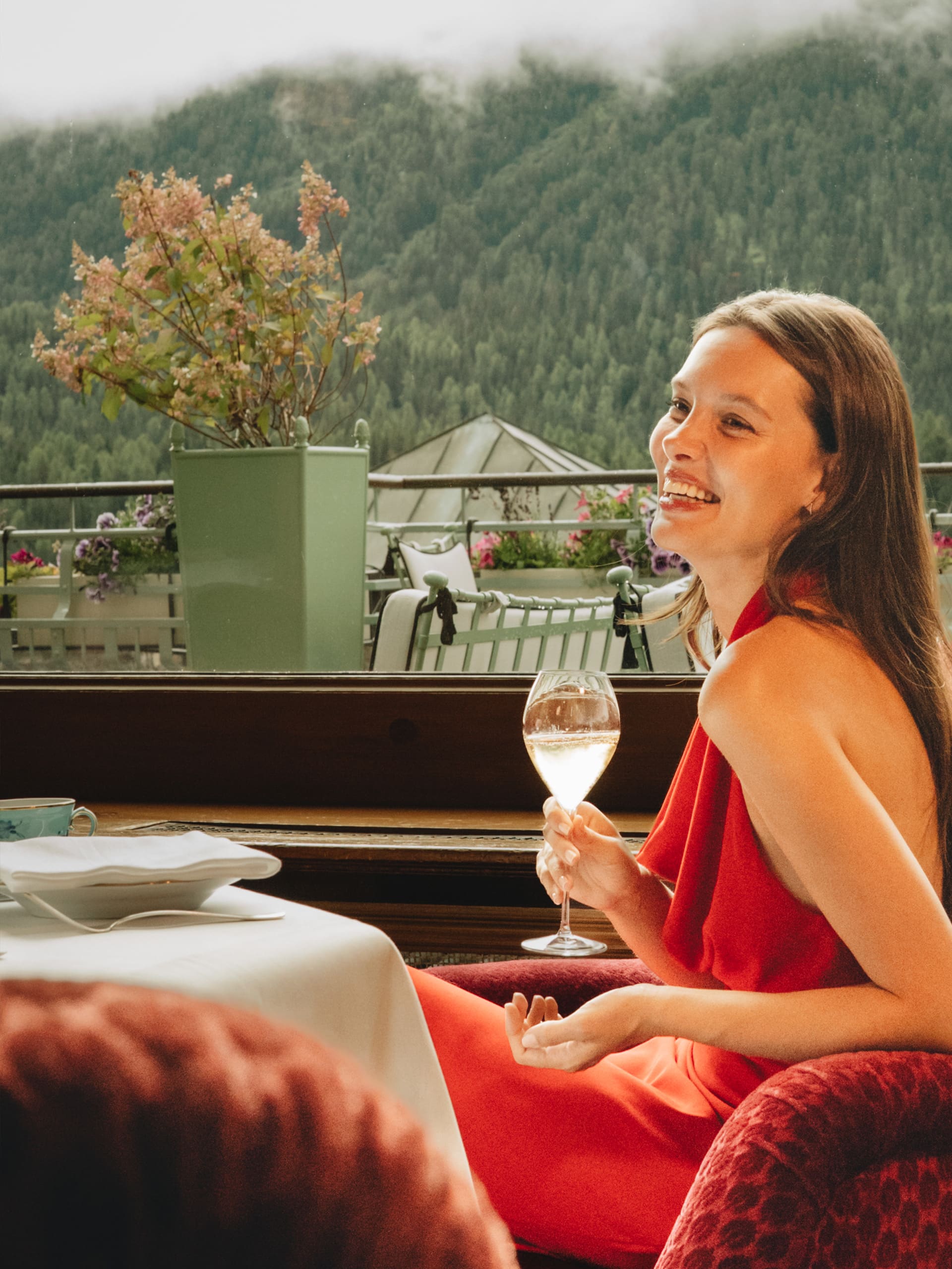 Badrutts Palace Food And Beverage Restaurants Le Grand Hall Afternoon Tea Marta Litynska
