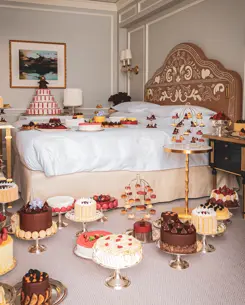 Badrutts Palace Meet And Celebrate Celebrations Festive Cakes
