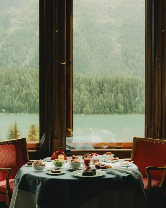 Badrutts Palace Food And Beverage A Perfect Day Le Restaurant Breakfast Table