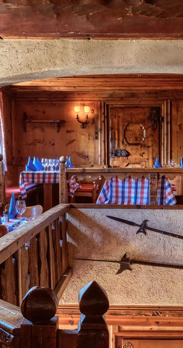 Badrutts Palace Food And Beverage Restaurants Chesa Veglia Pizzeria Heuboden Interior Summer