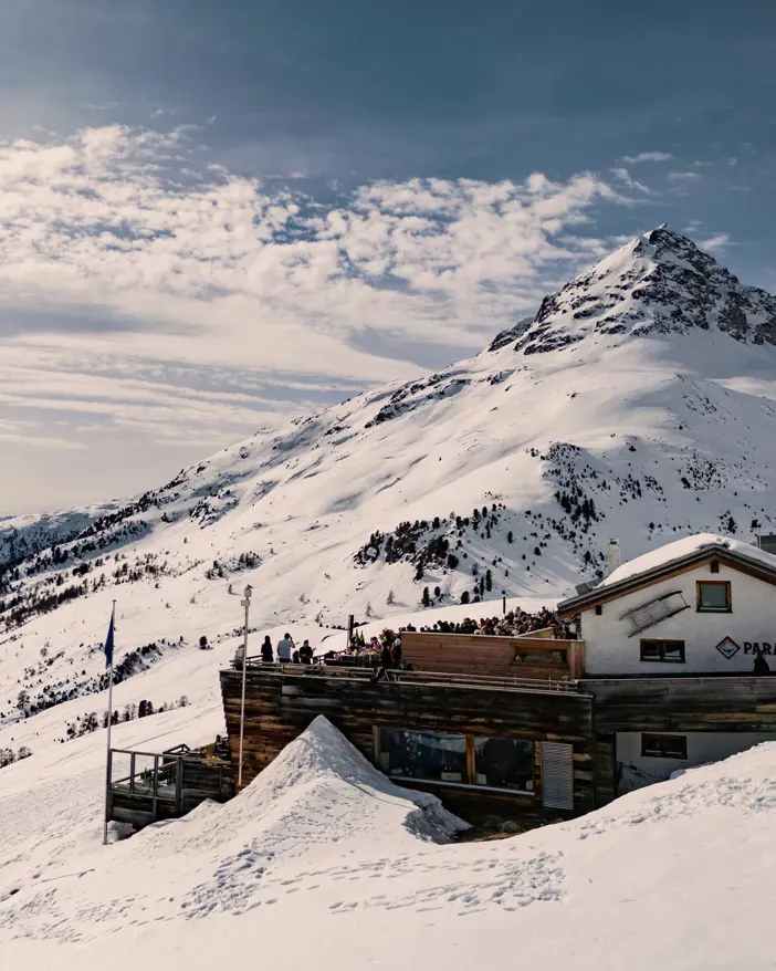 Badrutts Palace Food And Beverage Restaurants Clubs Paradiso Mountain Club Exterior Mountain View Snow Winter