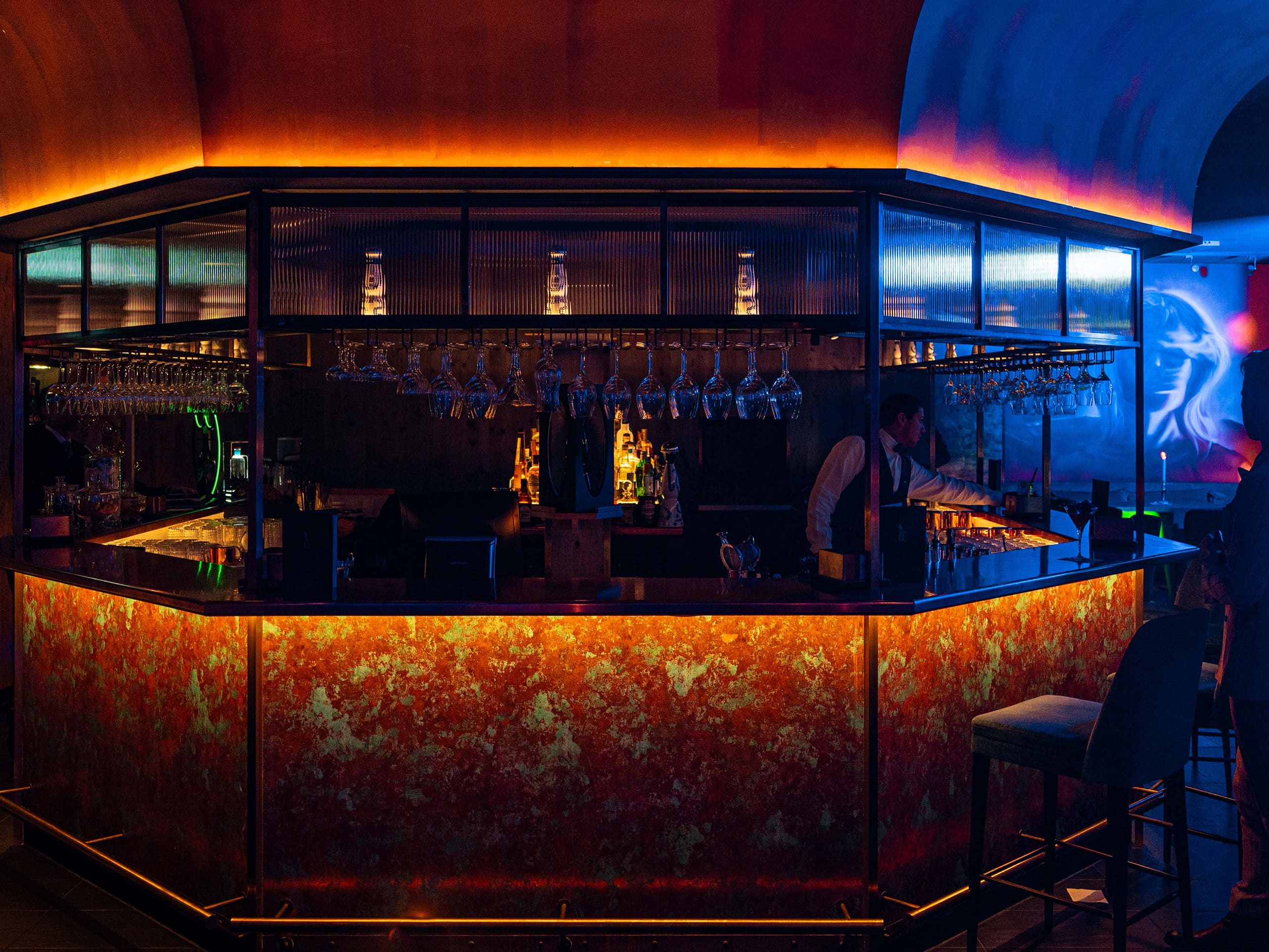 Badrutts Palace Food And Beverage Restaurants Clubs Bar Kings Social House Interior Bar
