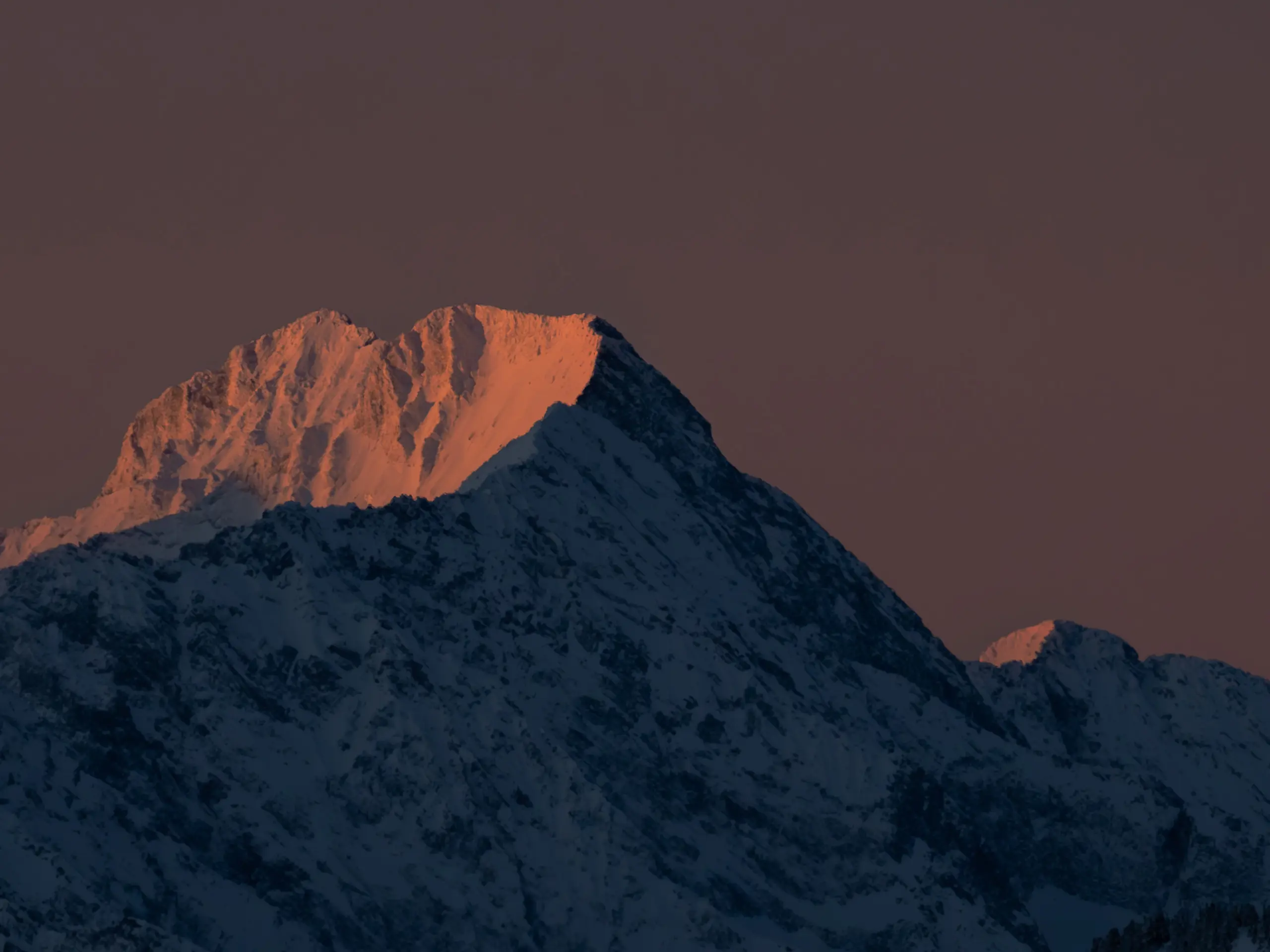 Badrutts Palace Tower Revue Jolie Genereux And Joyeux Landscape Mountain