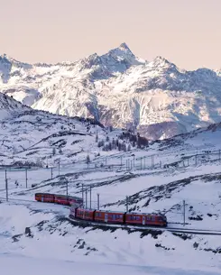 Badrutts Palace Experiences Winter Activities Indoor Activities Scenic Trainrides