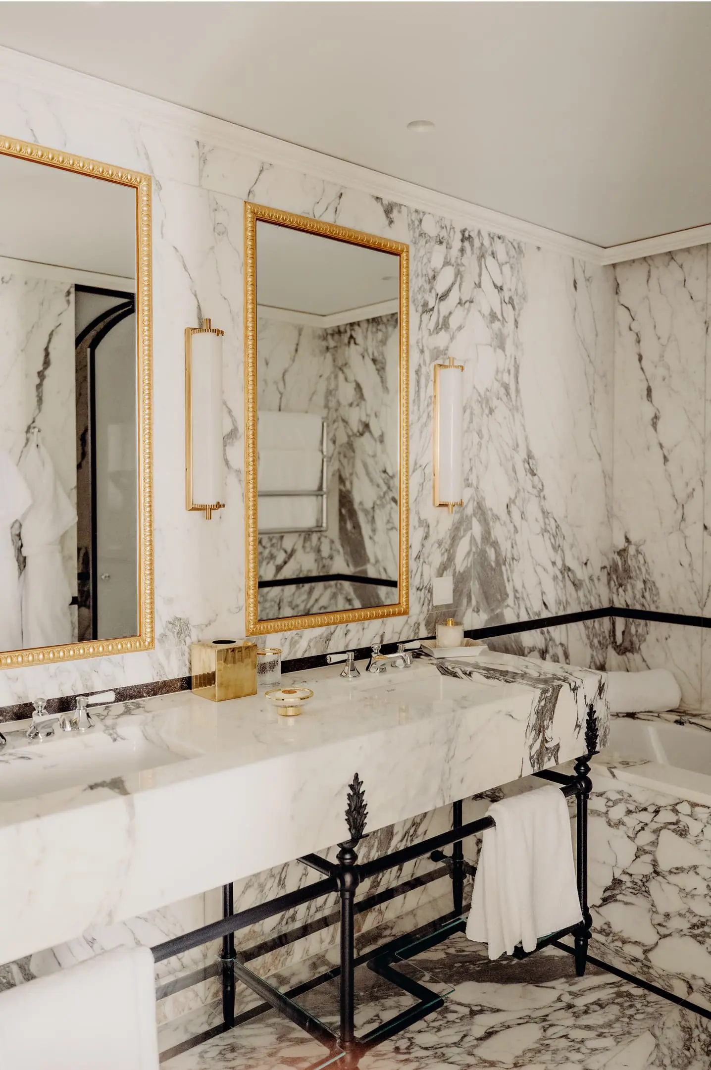 Badrutts Palace Gallery Interior Rooms And Suites Bathroom 009