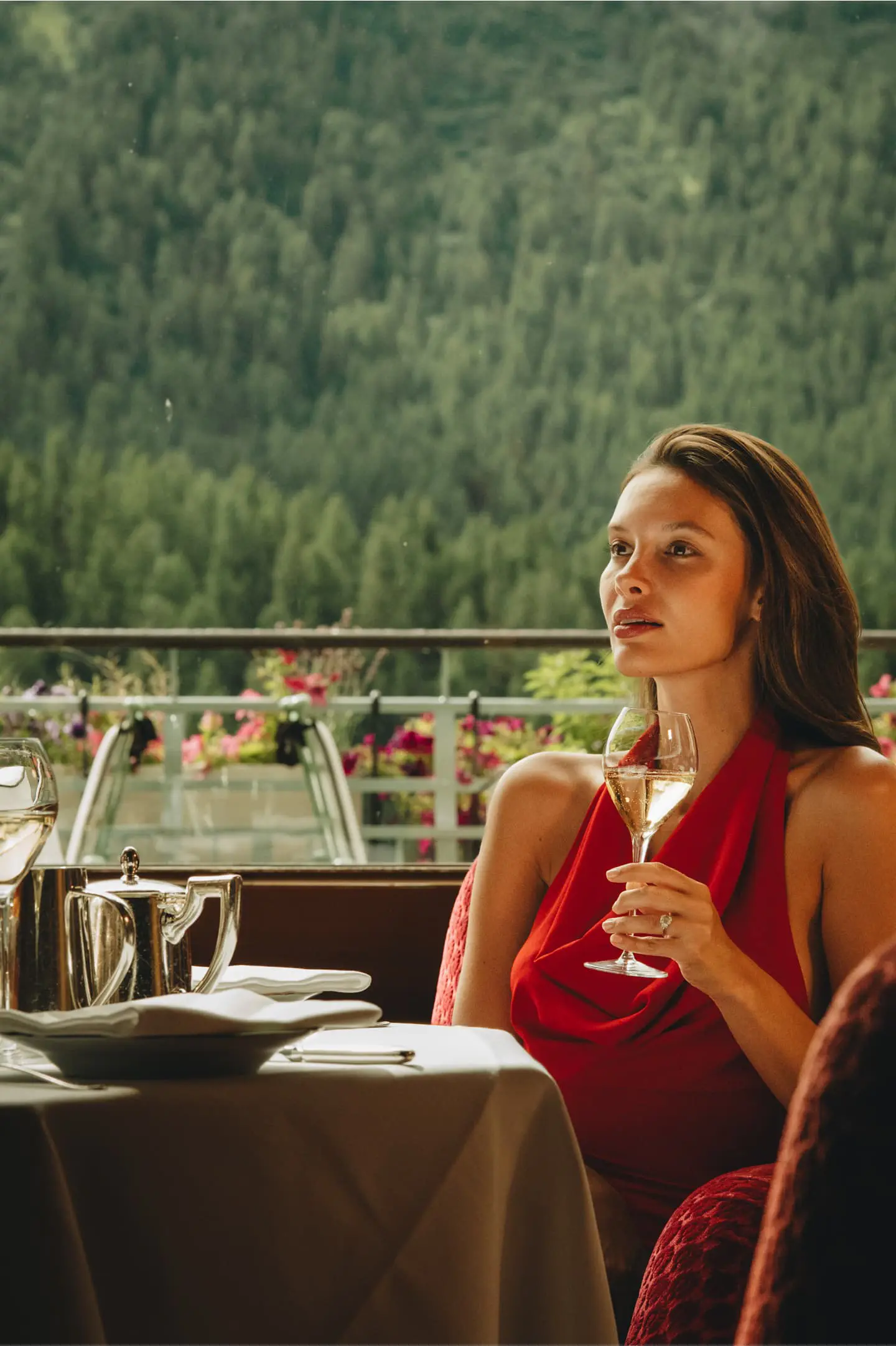 Badrutts Palace Gallery Restaurants Le Grand Hall Terrace Summer 018 S
