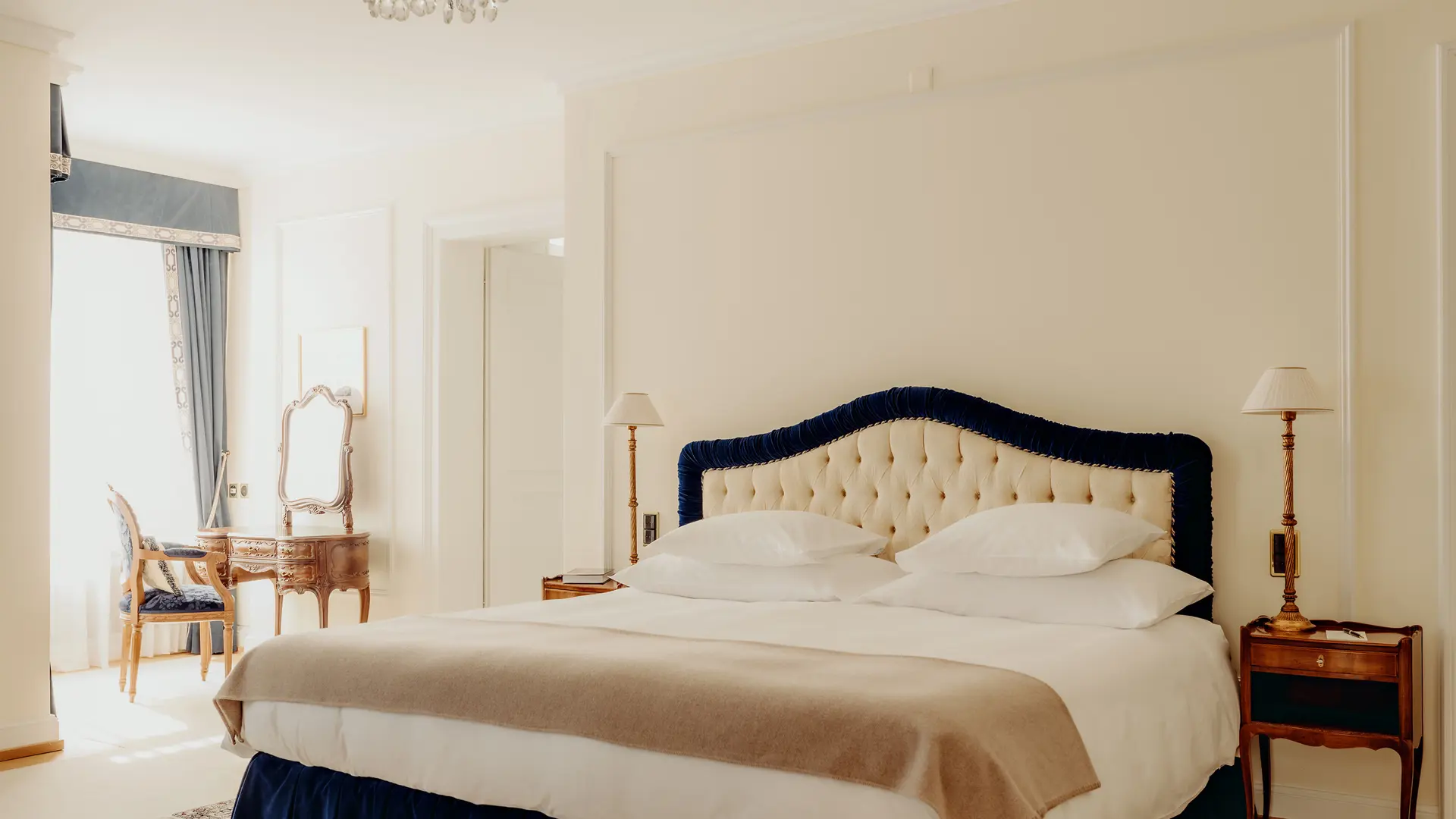 Badrutts Palace Suites Hans Badrutts Suite Bedroom 2
