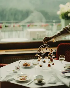 Badrutts Palace Food And Beverage Restaurants Le Grand Hall Etagere Afternoon Tea