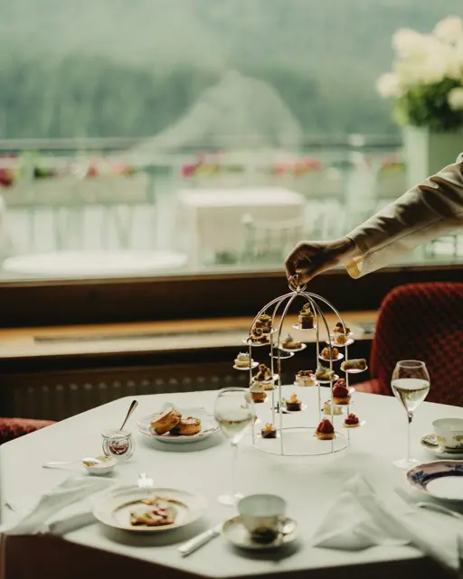 Badrutts Palace Food And Beverage Restaurants Le Grand Hall Etagere Afternoon Tea