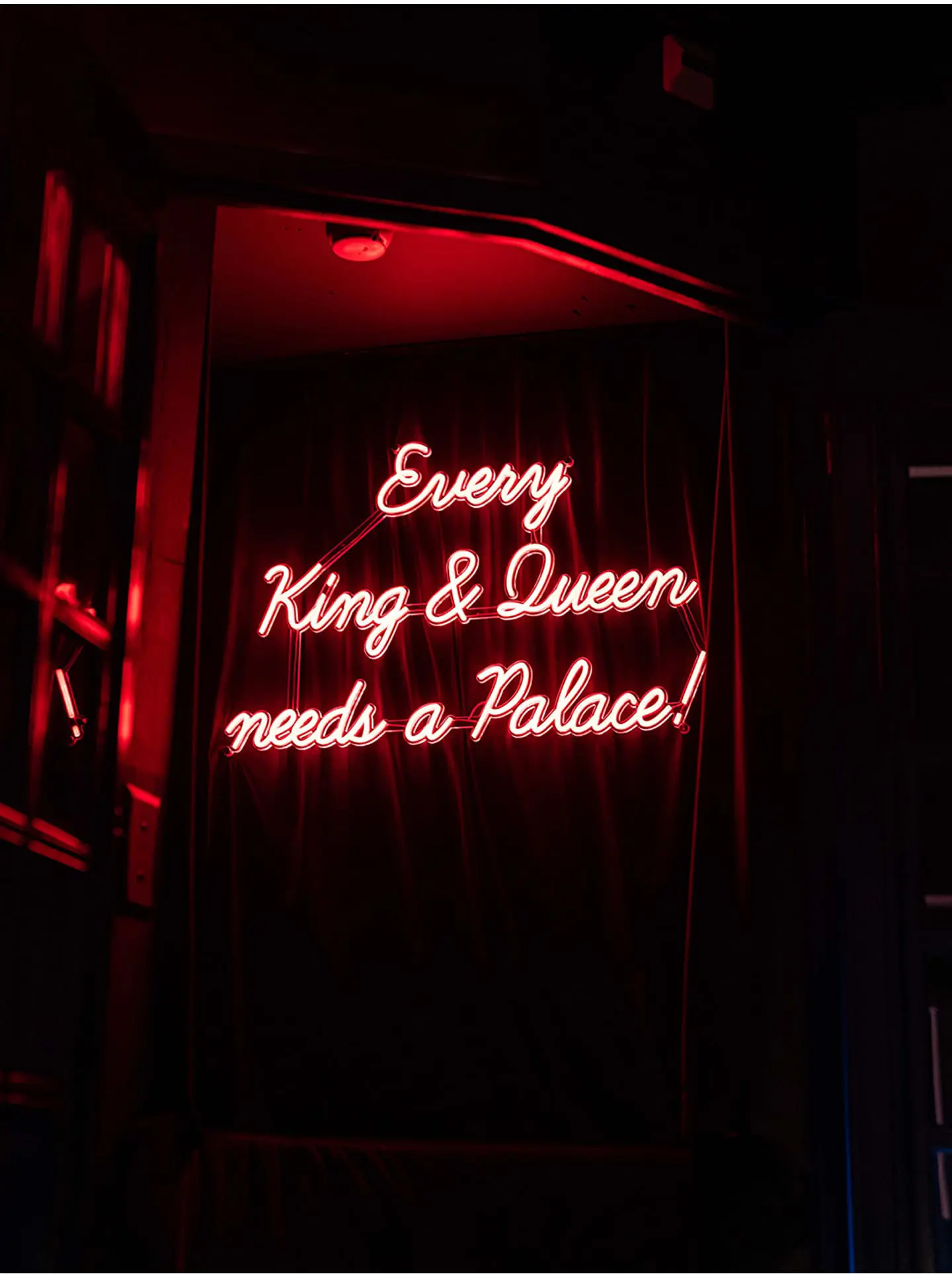 Badrutts Palace Gallery Restaurants Kings Club Entrance Neon Sign 028