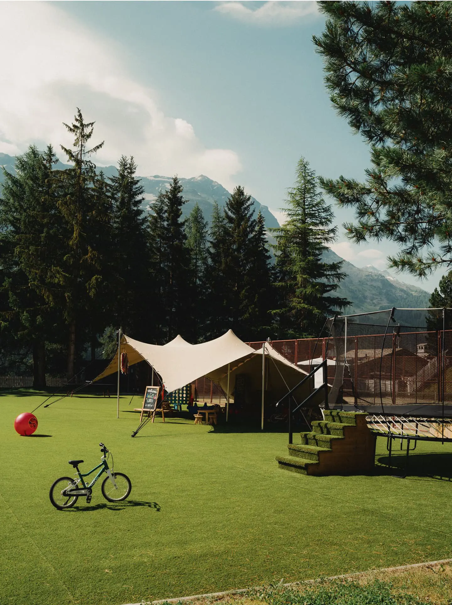 Badrutts Palace Gallery Palazzino Kids Club Outdoor Area 032 S