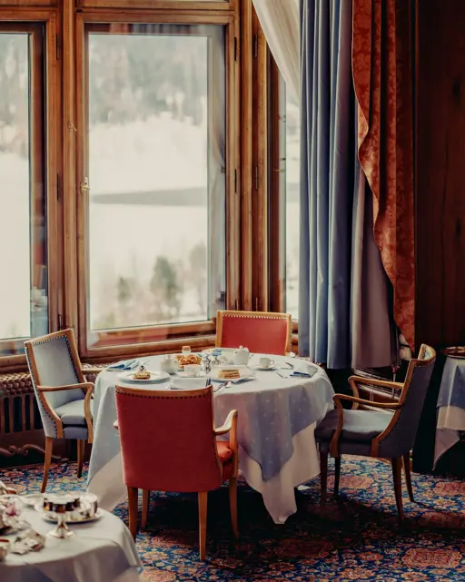Badrutts Palace Food And Beverage Restaurants Le Restaurant Breakfast Table
