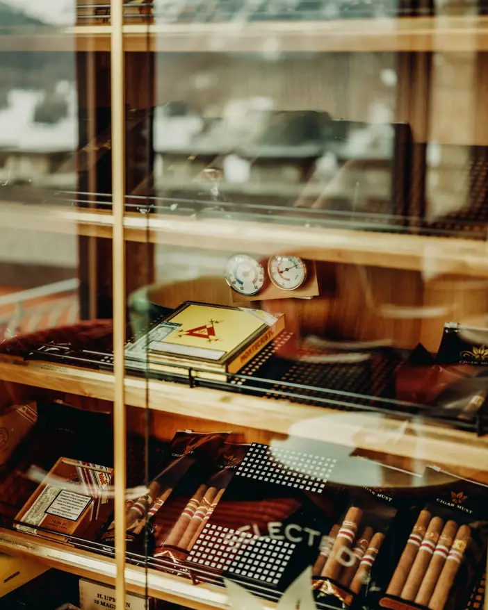Badrutts Palace Food And Beverage Bar Renaissance Bar Cigars Selection