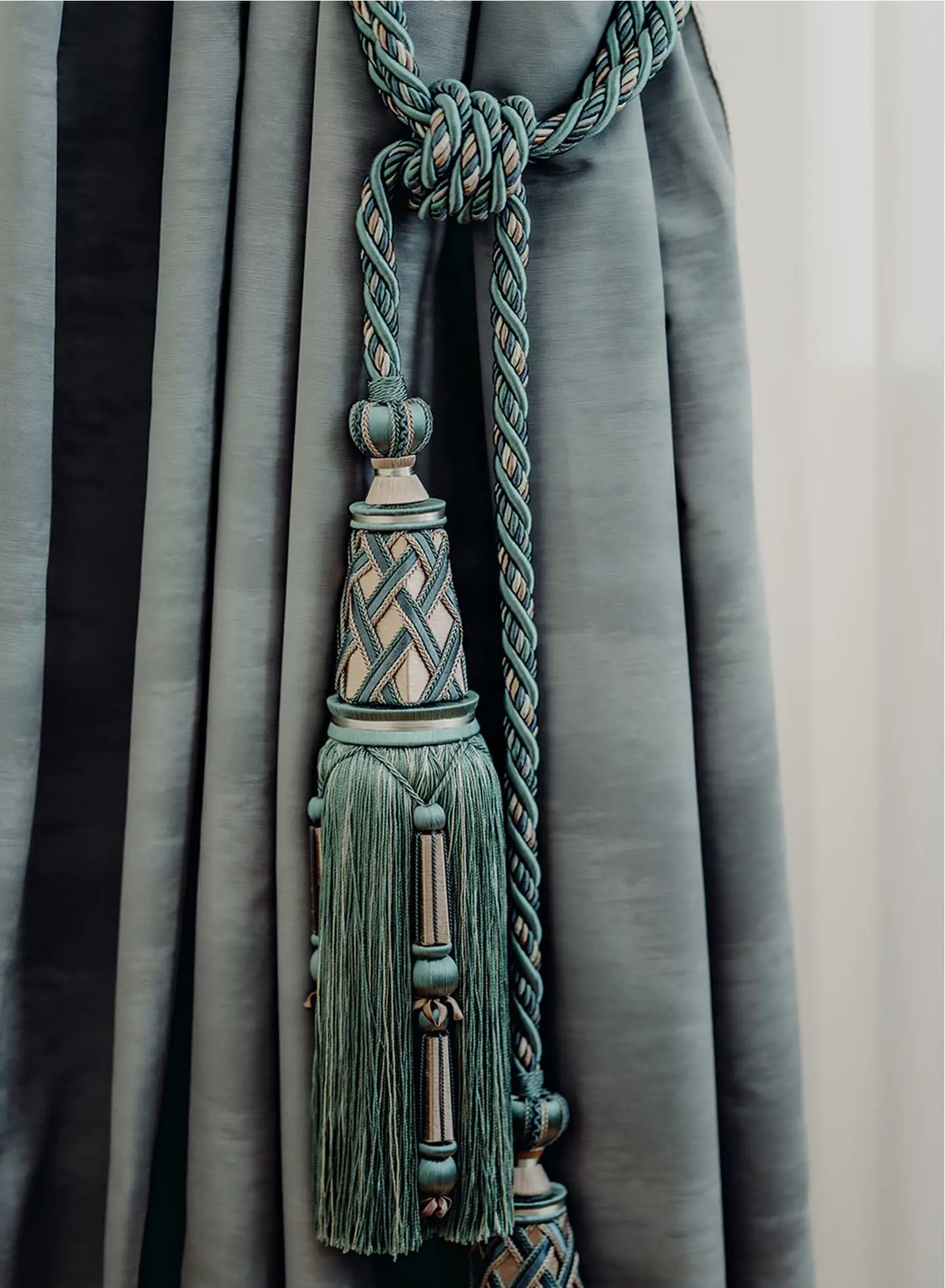 Badrutts Palace Gallery Interior Design Detail 003
